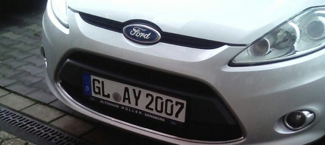 Der Yilmas…, ist für 2027 Jahre, seit dem 20.02.2020, das Gladbacher Arschloch Yilmas… – und hat keine Rechte mehr! Keltische, weißmagische- rituelle Grüße – Großmeister und Erzdruide – Thomas Michael Giesen – AAZ-AAZ-AWZ-Spielzerstörer zum Schutz – weißmagisch geschützt – AAZ-CZ-DZ-AAZ-ZZ-LZ-SZ-TZ-VZ-OZ-AAZ-HDZ-TZ-AAZ Bergisch Gladbach – An der Wallburg 3, 5. Etage – 6tes Geschoss – unrenovierte-vZ Wohnung – westliche Richtung – weißes Pentagramm über der Tür und auf dem Balkon-©