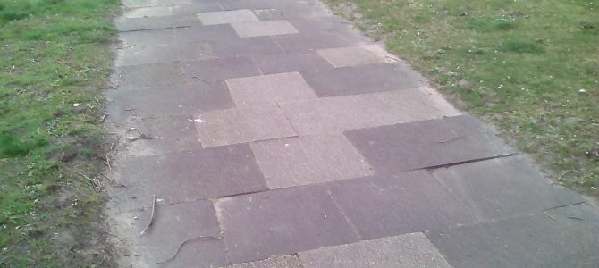 Der Satanist Peek…, bekam von mir eine Gesichtskopfnuss, nachdem er Wasser vor die Tür gejipot hatte, um im beisein, der Polizei…, die Tür aufbrechen zu lassen, anschließend griff er mich an, und ich wehrte den Satanisten… nur ab, mehr hatte ich ihm nicht getan, die Polizei…, hätte das gesehen! Dir Anzeige hatte ich bereits veröffentlicht! Die Kampfkreise gibt’s zudem nicht, von denen er gesprochen hat! Weißmagische, keltische – rituelle Grüße – Großmeister und Erzdruide – Thomas Michael Giesen – AAZ-AAZ-AWZ-Spielzerstörer zum Schutz – weißmagisch geschützt – AAZ-CZ-DZ-AAZ-ZZ-LZ-SZ-TZ-VZ-OZ-AAZ-HDZ-TZ-AAZ Bergisch Gladbach – An der Wallburg 3, 5. Etage – 6tes Geschoss – unrenovierte-vZ Wohnung – westliche Richtung – weißes Pentagramm über der Tür und auf dem Balkon-© Der Satanist Peek…, bekam von mir eine Gesichtskopfnuss, nachdem er Wasser vor die Tür gejipot hatte, um im beisein, der Polizei…, die Tür aufbrechen zu lassen, anschließend griff er mich an, und ich wehrte den Satanisten… nur ab, mehr hatte ich ihm nicht getan, die Polizei…, hätte das gesehen! Dir Anzeige hatte ich bereits veröffentlicht! Die Kampfkreise gibt’s zudem nicht, von denen er gesprochen hat! Weißmagische, keltische – rituelle Grüße – Großmeister und Erzdruide – Thomas Michael Giesen – AAZ-AAZ-AWZ-Spielzerstörer zum Schutz – weißmagisch geschützt – AAZ-CZ-DZ-AAZ-ZZ-LZ-SZ-TZ-VZ-OZ-AAZ-HDZ-TZ-AAZ Bergisch Gladbach – An der Wallburg 3, 5. Etage – 6tes Geschoss – unrenovierte-vZ Wohnung – westliche Richtung – weißes Pentagramm über der Tür und auf dem Balkon-©