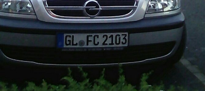 GL-FC-2…! FREIMACHEN! Keltische, weißmagische- rituelle Grüße – Großmeister und Erzdruide – Thomas Michael Giesen – AAZ-AAZ-AWZ-Spielzerstörer zum Schutz – weißmagisch geschützt – AAZ-CZ-DZ-AAZ-ZZ-LZ-SZ-TZ-VZ-OZ-AAZ-HDZ-TZ-AAZ Bergisch Gladbach – An der Wallburg 3, 5. Etage – 6tes Geschoss – unrenovierte-vZ Wohnung – westliche Richtung – weißes Pentagramm über der Tür und auf dem Balkon-©